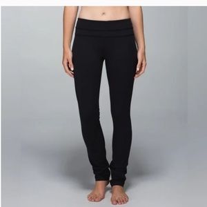 Lululemon skinny groove pants